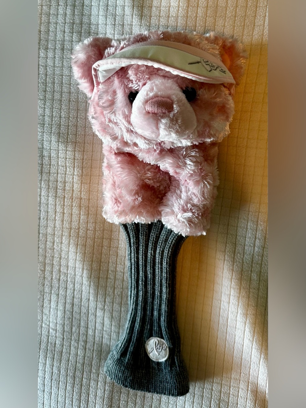 GUND Pink Life Ribbon Golf Club Cover. Pre-owned. Light signs of use.